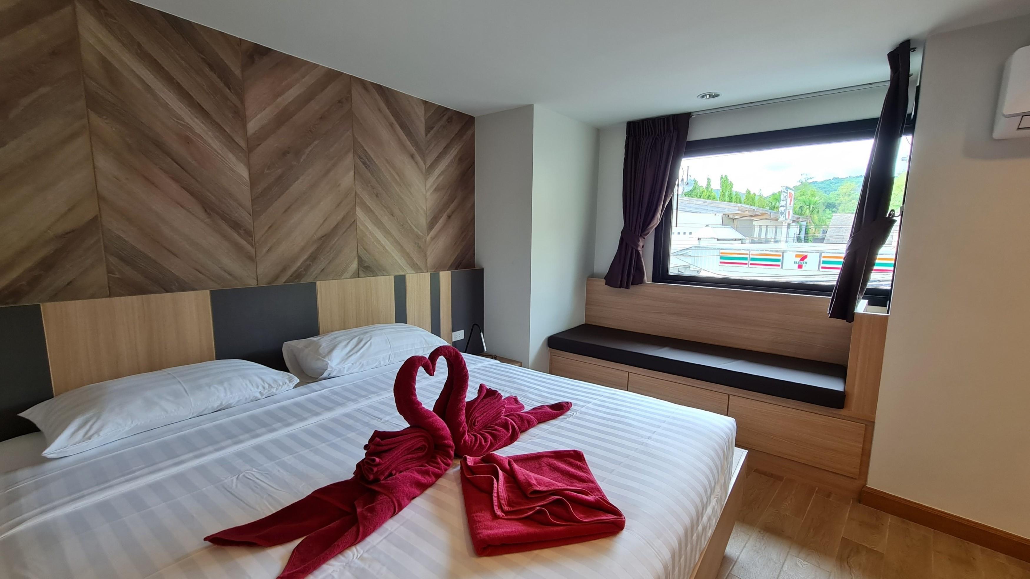 Room Actually Karon Екстериор снимка