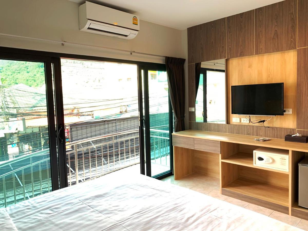 Room Actually Karon Екстериор снимка