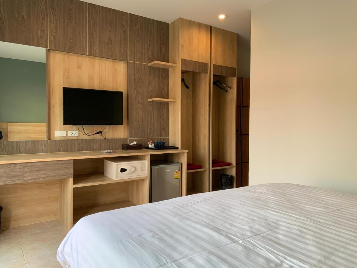 Room Actually Karon Екстериор снимка