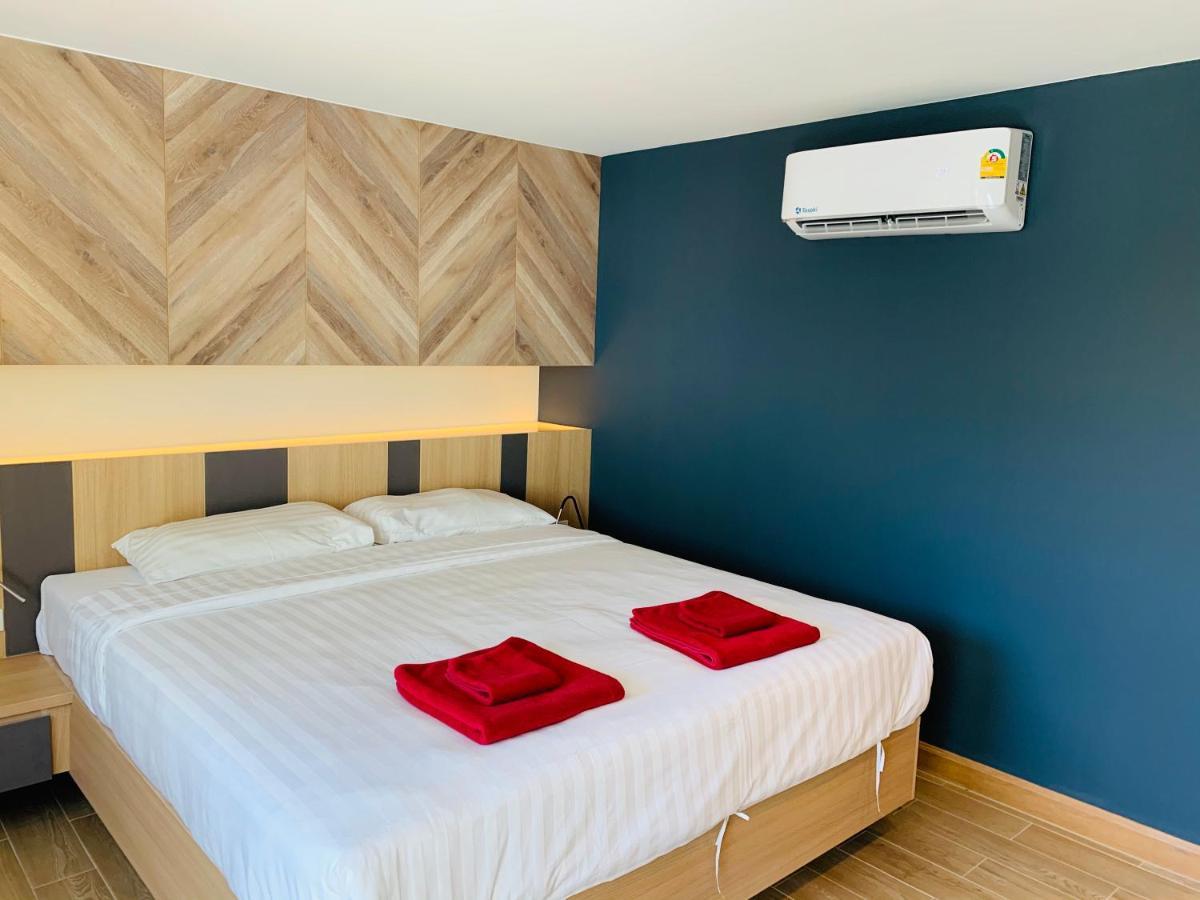 Room Actually Karon Екстериор снимка